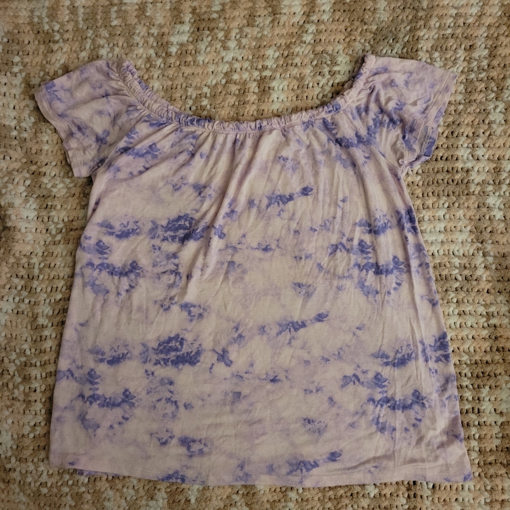 Off the shoulder Hollister Top